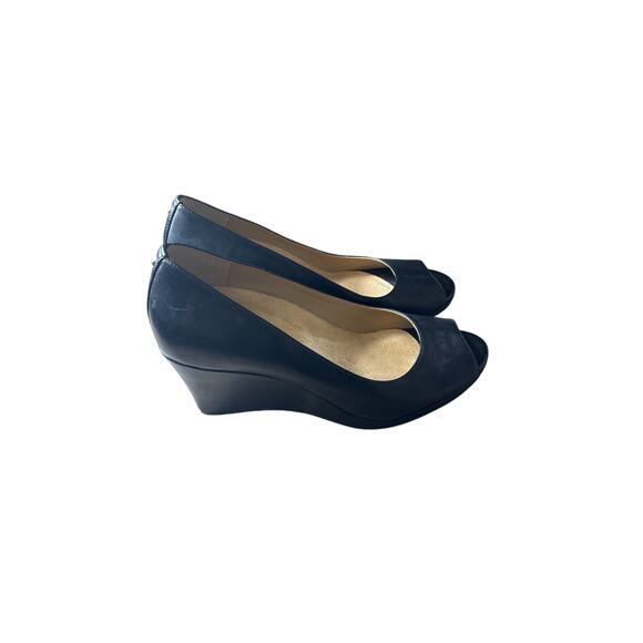 Naturalizer Black Wedge Peep Toe Shoes sz 8.5 - Picture 2 of 4